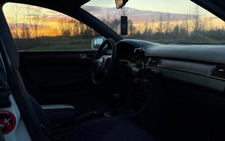Audi A6, 1998 год, 260 000 рублей, 5 фотография