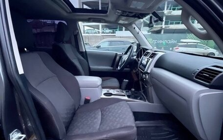 Toyota 4Runner V, 2009 год, 3 300 000 рублей, 7 фотография