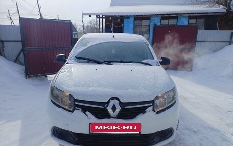 Renault Logan II, 2014 год, 390 000 рублей, 2 фотография