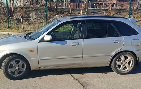 Mazda Familia, 2001 год, 270 000 рублей, 1 фотография