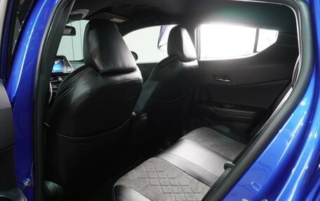 Toyota C-HR I рестайлинг, 2019 год, 2 399 000 рублей, 11 фотография