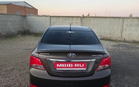 Hyundai Solaris II рестайлинг, 2015 год, 1 000 000 рублей, 2 фотография