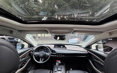 Mazda CX-4, 2023 год, 1 800 012 рублей, 20 фотография