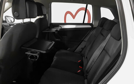 Volkswagen Tiguan II, 2017 год, 2 580 000 рублей, 10 фотография