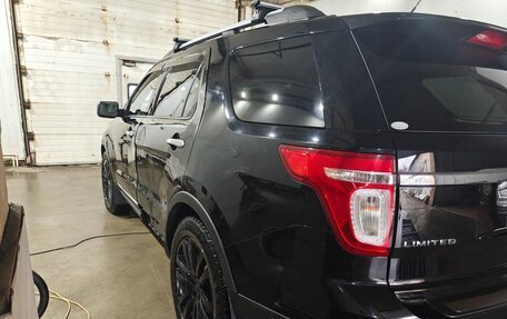 Ford Explorer VI, 2011 год, 950 000 рублей, 7 фотография