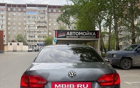 Volkswagen Jetta VI, 2012 год, 895 000 рублей, 4 фотография