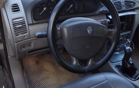 Renault Laguna II, 2001 год, 145 000 рублей, 6 фотография