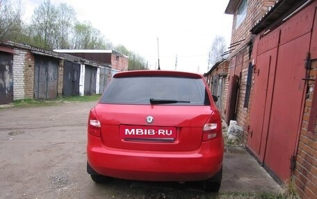 Skoda Fabia II, 2011 год, 570 000 рублей, 3 фотография