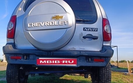 Chevrolet Niva I рестайлинг, 2006 год, 280 000 рублей, 8 фотография