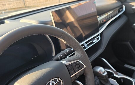 Toyota Highlander, 2026 год, 5 750 000 рублей, 8 фотография