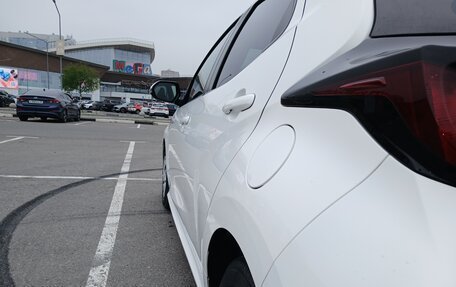 Toyota Yaris, 2021 год, 1 070 000 рублей, 4 фотография