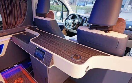 Toyota HiAce H300, 2025 год, 10 920 000 рублей, 5 фотография