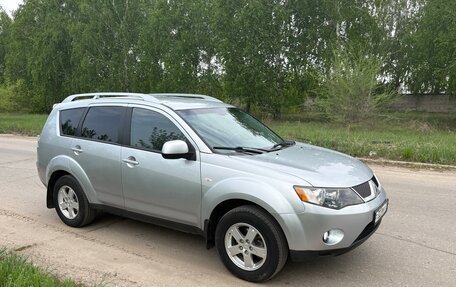 Mitsubishi Outlander III рестайлинг 3, 2008 год, 1 100 000 рублей, 3 фотография