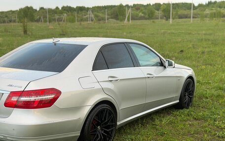 Mercedes-Benz E-Класс, 2010 год, 999 999 рублей, 8 фотография