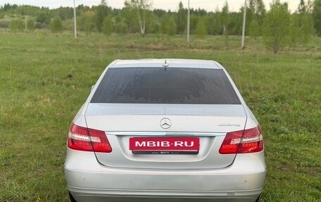 Mercedes-Benz E-Класс, 2010 год, 999 999 рублей, 7 фотография