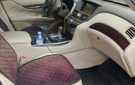 Infiniti Q70 I, 2016 год, 2 550 000 рублей, 10 фотография