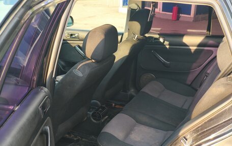 Volkswagen Golf IV, 2001 год, 220 000 рублей, 9 фотография