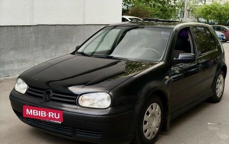 Volkswagen Golf IV, 2001 год, 220 000 рублей, 2 фотография