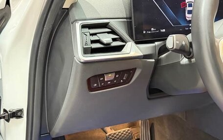 BMW 3 серия, 2023 год, 3 000 000 рублей, 14 фотография