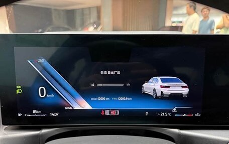 BMW 3 серия, 2023 год, 3 000 000 рублей, 10 фотография