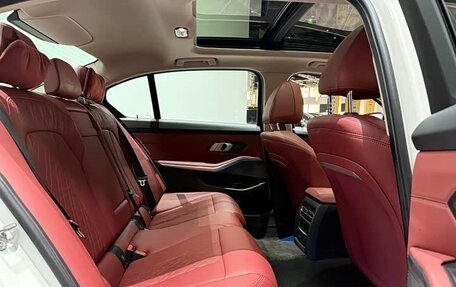 BMW 3 серия, 2023 год, 3 000 000 рублей, 26 фотография