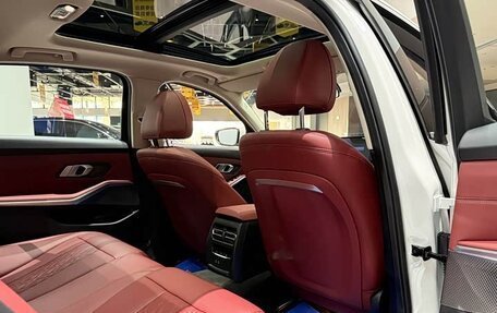 BMW 3 серия, 2023 год, 3 000 000 рублей, 27 фотография