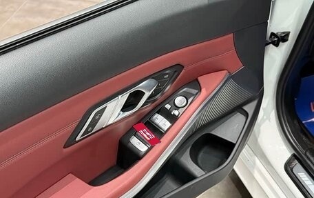 BMW 3 серия, 2023 год, 3 000 000 рублей, 16 фотография