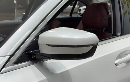 BMW 3 серия, 2023 год, 3 000 000 рублей, 31 фотография