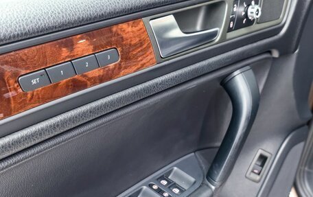 Volkswagen Touareg III, 2011 год, 2 149 000 рублей, 20 фотография