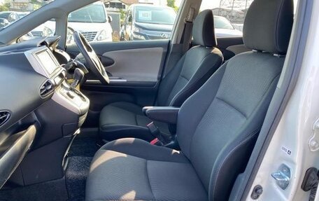 Toyota Wish II, 2011 год, 970 000 рублей, 11 фотография