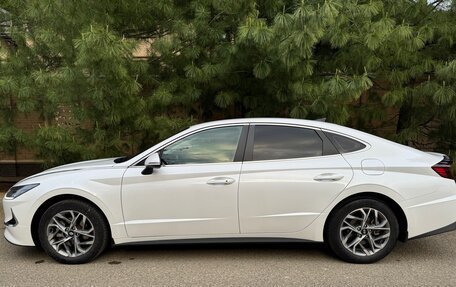 Hyundai Sonata VIII, 2020 год, 2 200 000 рублей, 4 фотография