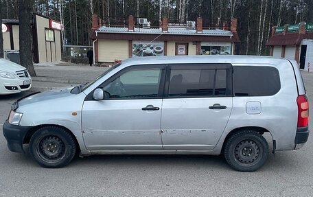 Toyota Succeed I рестайлинг, 2003 год, 320 000 рублей, 4 фотография