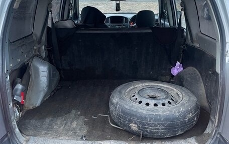 Toyota Succeed I рестайлинг, 2003 год, 320 000 рублей, 9 фотография
