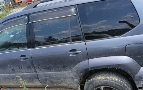 Toyota Land Cruiser Prado 120 рестайлинг, 2004 год, 830 000 рублей, 8 фотография