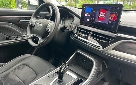 Haval H6, 2022 год, 1 350 000 рублей, 13 фотография
