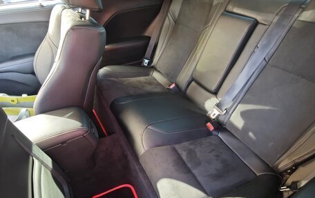 Dodge Challenger III рестайлинг 2, 2018 год, 3 450 000 рублей, 14 фотография