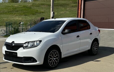 Renault Logan II, 2016 год, 650 000 рублей, 1 фотография