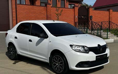 Renault Logan II, 2016 год, 650 000 рублей, 3 фотография