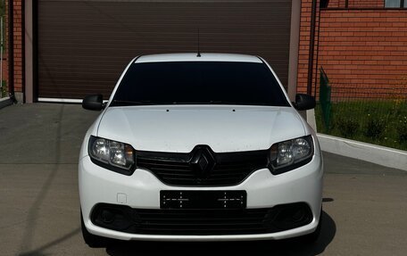 Renault Logan II, 2016 год, 650 000 рублей, 5 фотография