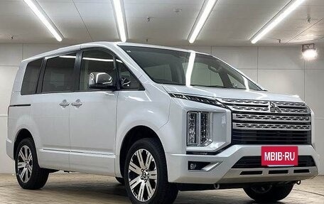 Mitsubishi Delica D:5 I, 2023 год, 3 050 000 рублей, 2 фотография