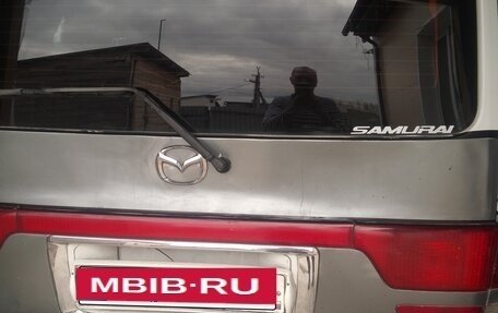 Mazda Bongo Friendee i рестайлинг, 2000 год, 400 000 рублей, 2 фотография