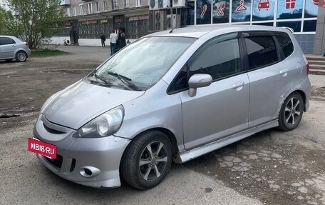 Honda Jazz I рестайлинг, 2006 год, 310 000 рублей, 6 фотография
