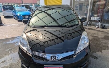 Honda Fit Shuttle I рестайлинг, 2012 год, 855 000 рублей, 1 фотография