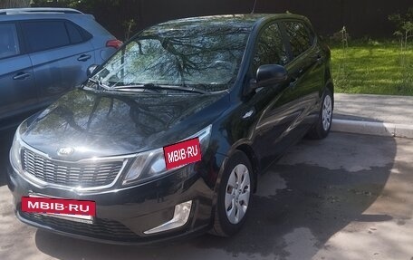 KIA Rio III рестайлинг, 2014 год, 950 000 рублей, 2 фотография
