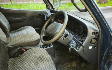 Toyota HiAce H100, 2003 год, 250 000 рублей, 10 фотография