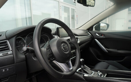 Mazda 6, 2016 год, 1 720 000 рублей, 11 фотография