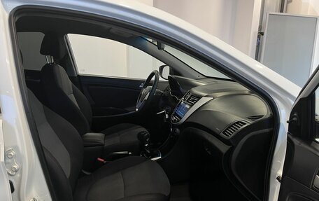 Hyundai Solaris II рестайлинг, 2013 год, 650 000 рублей, 28 фотография