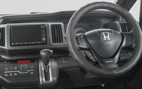 Honda Stepwgn IV, 2011 год, 1 299 000 рублей, 15 фотография