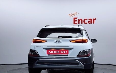 Hyundai Kona I, 2022 год, 1 789 000 рублей, 4 фотография