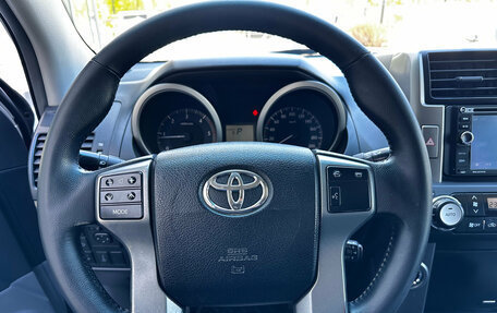 Toyota Land Cruiser Prado 150 рестайлинг 2, 2012 год, 2 650 000 рублей, 9 фотография